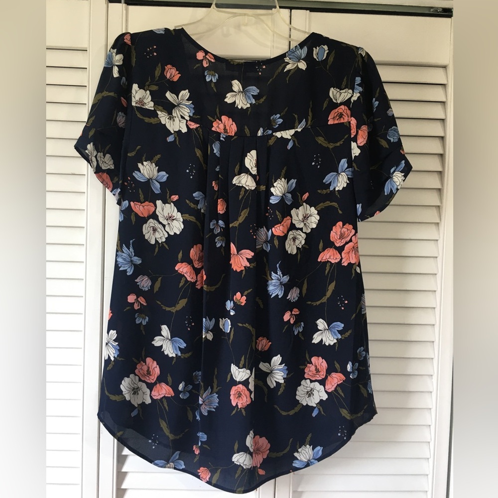 Navy floral print semi sheer blouse - Picture 3 of 9